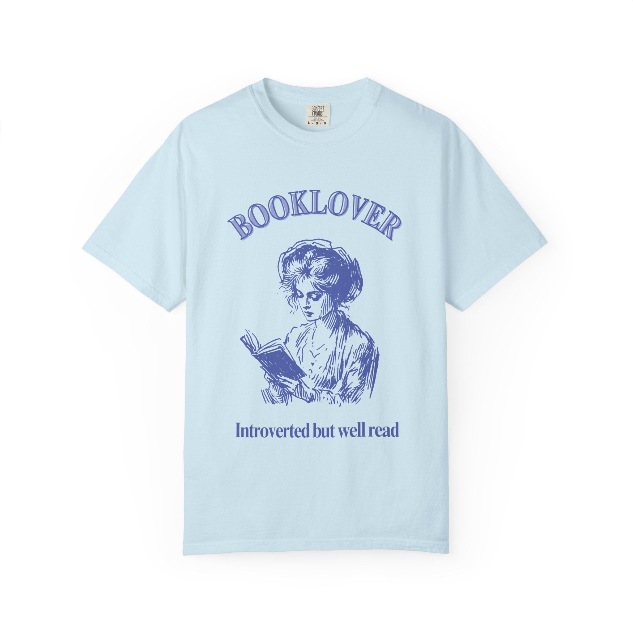Booklover T-Shirt — "Introverted but well read" Vintage Reader Tee