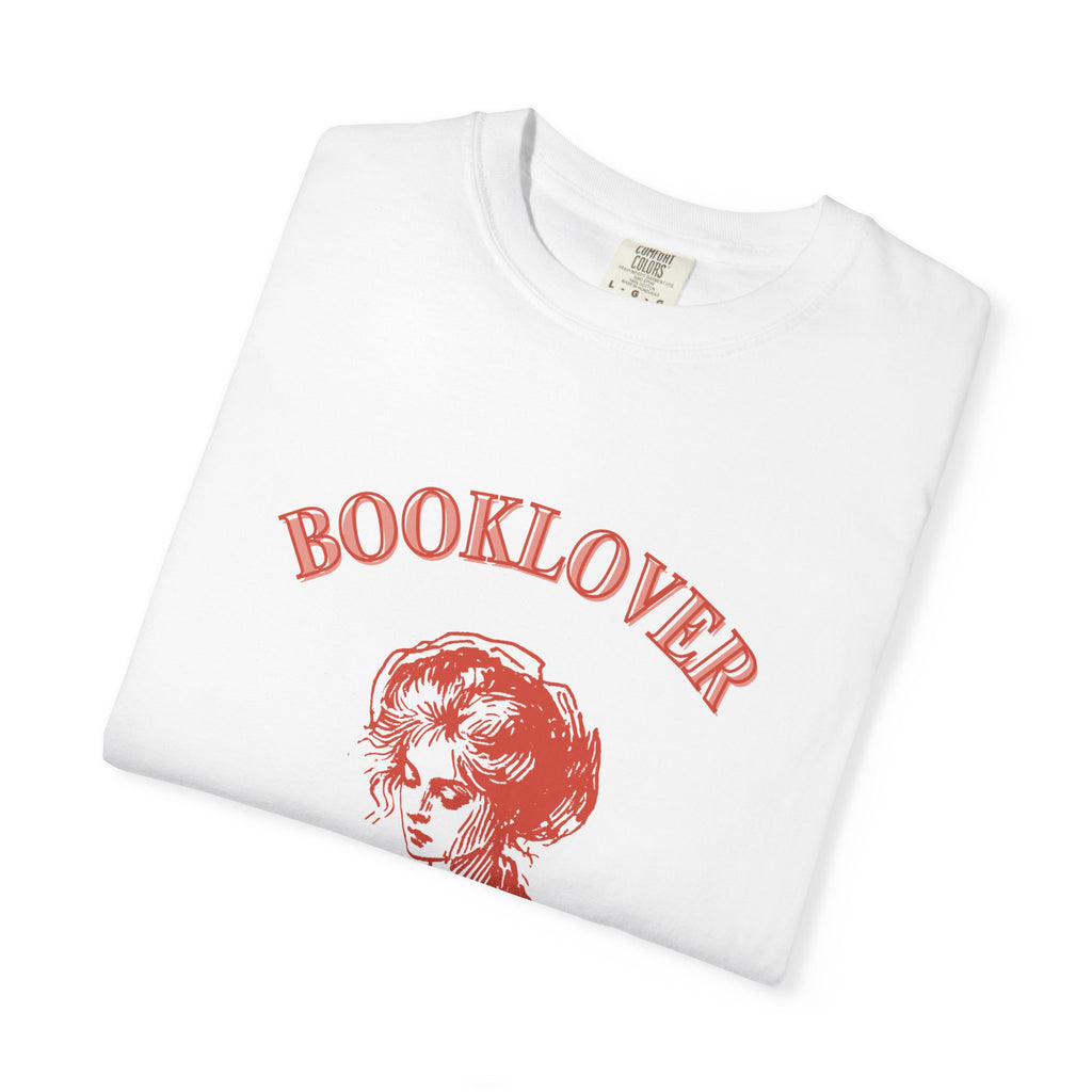 Booklover T-Shirt — "Just One More Chapter" Vintage Reader Tee