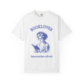 Booklover T-Shirt — "Introverted but well read" Vintage Reader Tee