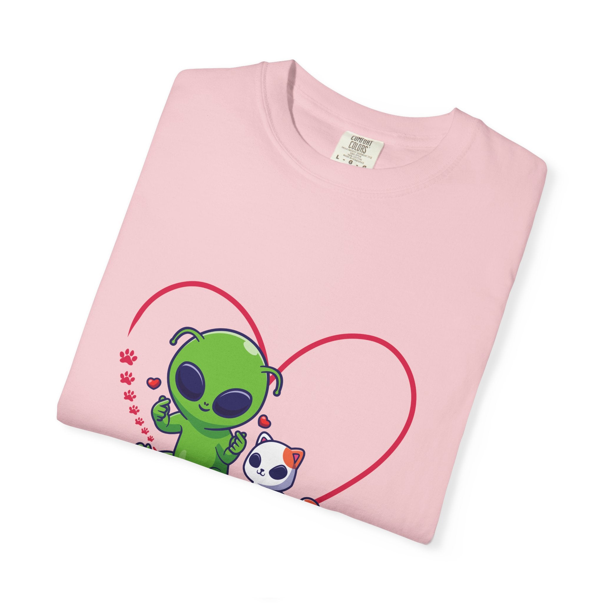 Alien & Cat Heart T-Shirt — "Me & My Cat Against the World" Cute Graphic Tee