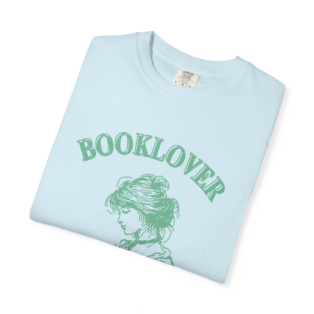 Booklover T-Shirt — "I Read Past My Bedtime" Vintage Reader Tee