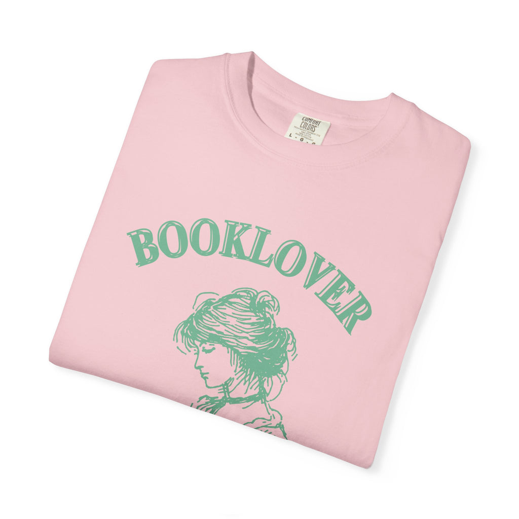 Booklover T-Shirt — "I Read Past My Bedtime" Vintage Reader Tee