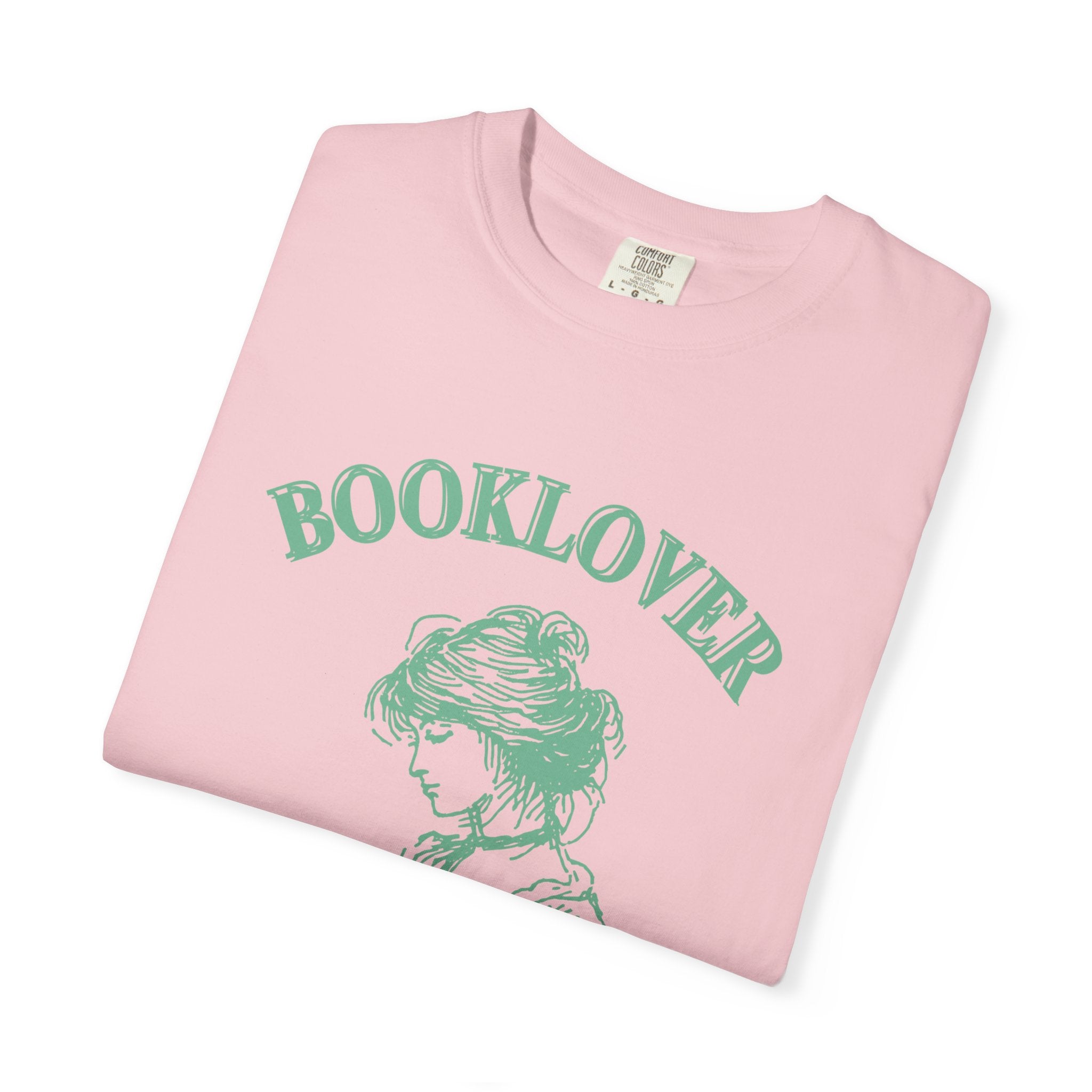 Booklover T-Shirt — "I Read Past My Bedtime" Vintage Reader Tee