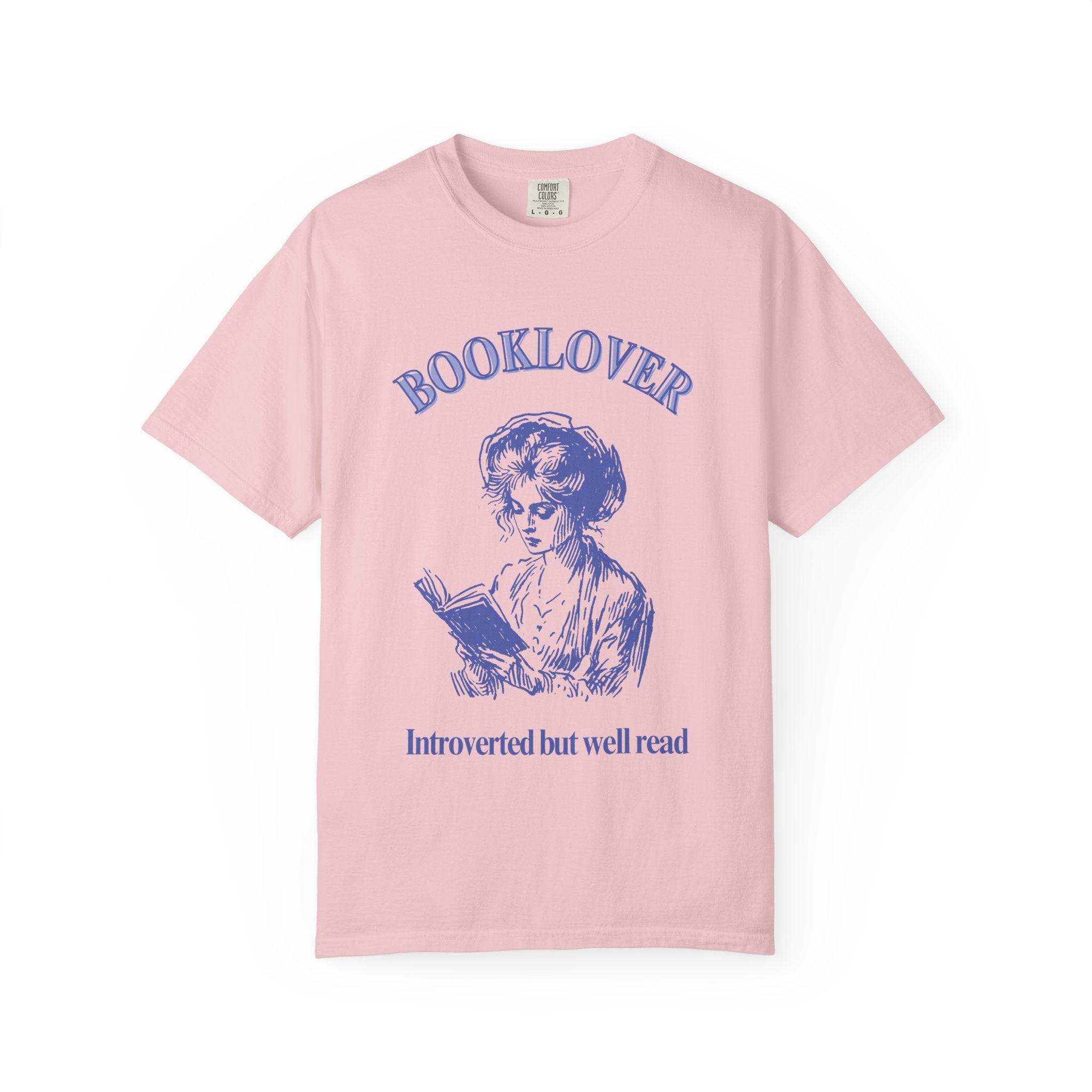 Booklover T-Shirt — "Introverted but well read" Vintage Reader Tee